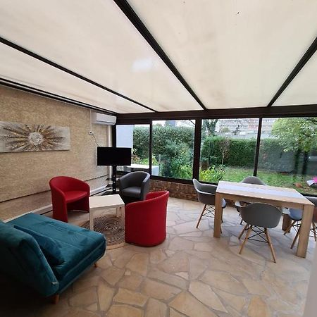 Studio Entierement Equipe Avec Veranda Commune Neuilly-sur-Marne Exterior foto
